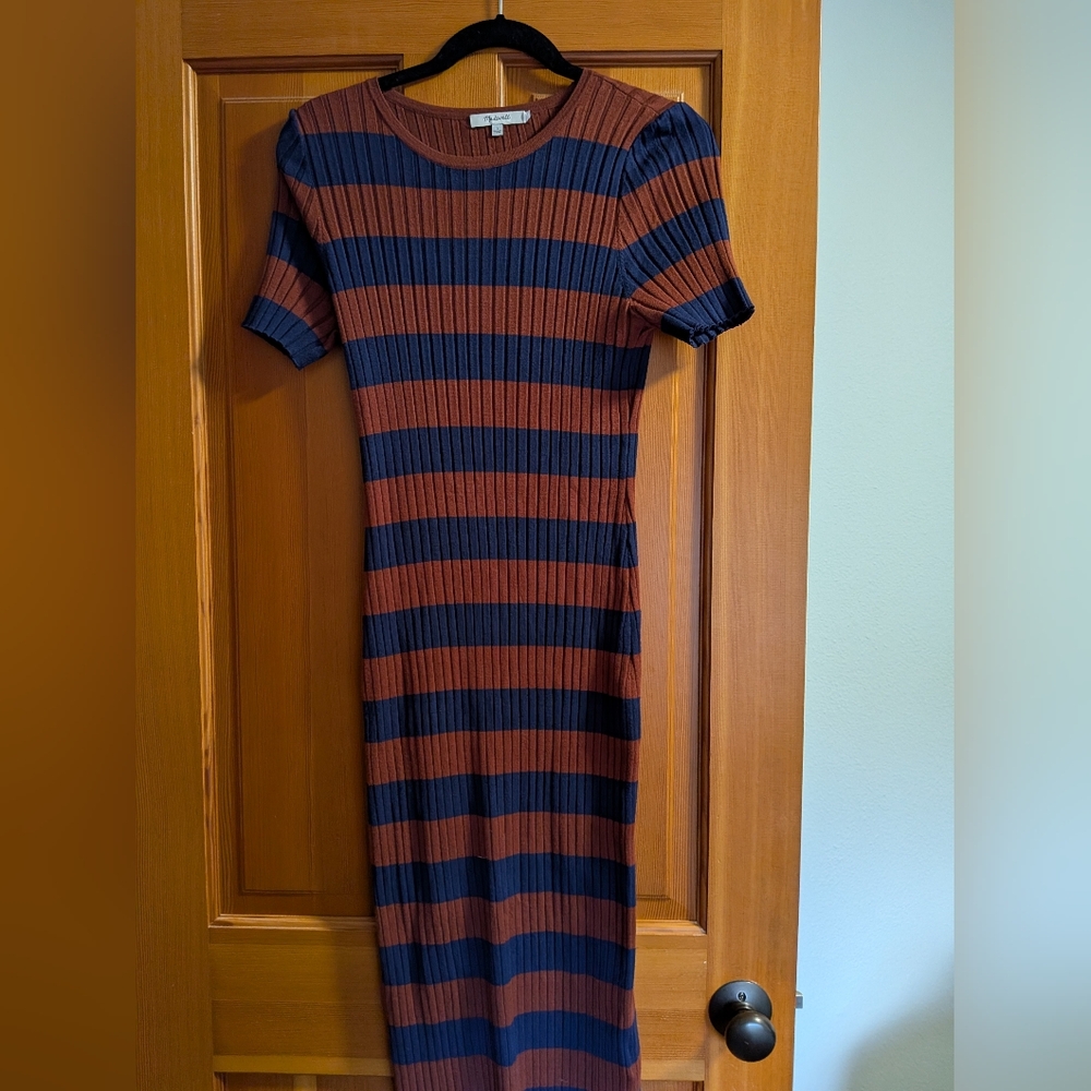 Madewell Striped Ribbed Midi Dress in Navy and Brown